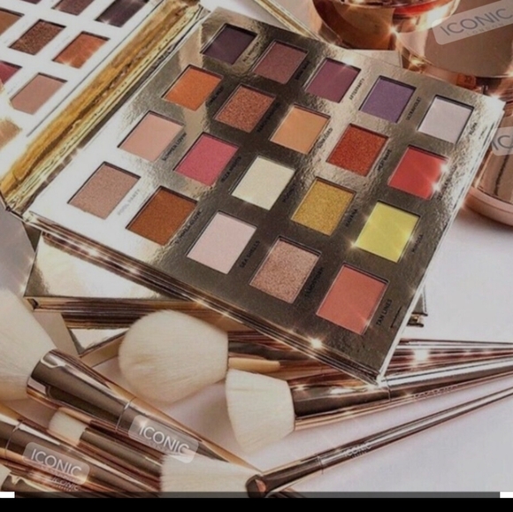 ICONIC LONDON Sunset To Sunrise Eyeshadow Palette Included 20 Shades - Picture 7 of 8